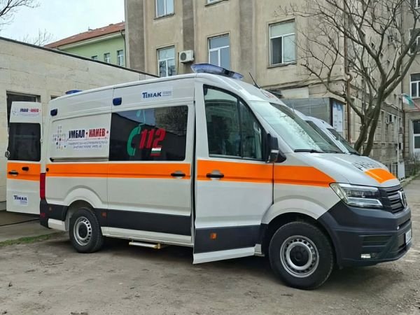 УМБАЛ „Канев“ получи нова реанимационна линейка
