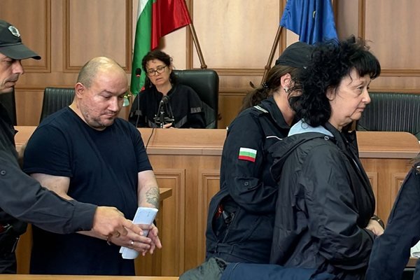Проф. Попова остава в ареста след признания по делото за НЗОК