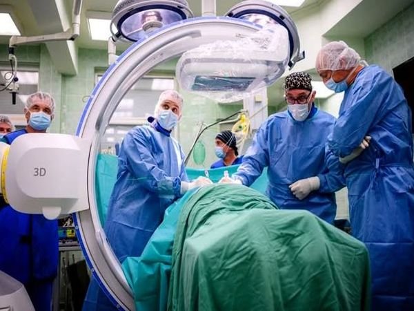 Клиниката по ортопедия във Варна отбеляза 15 години